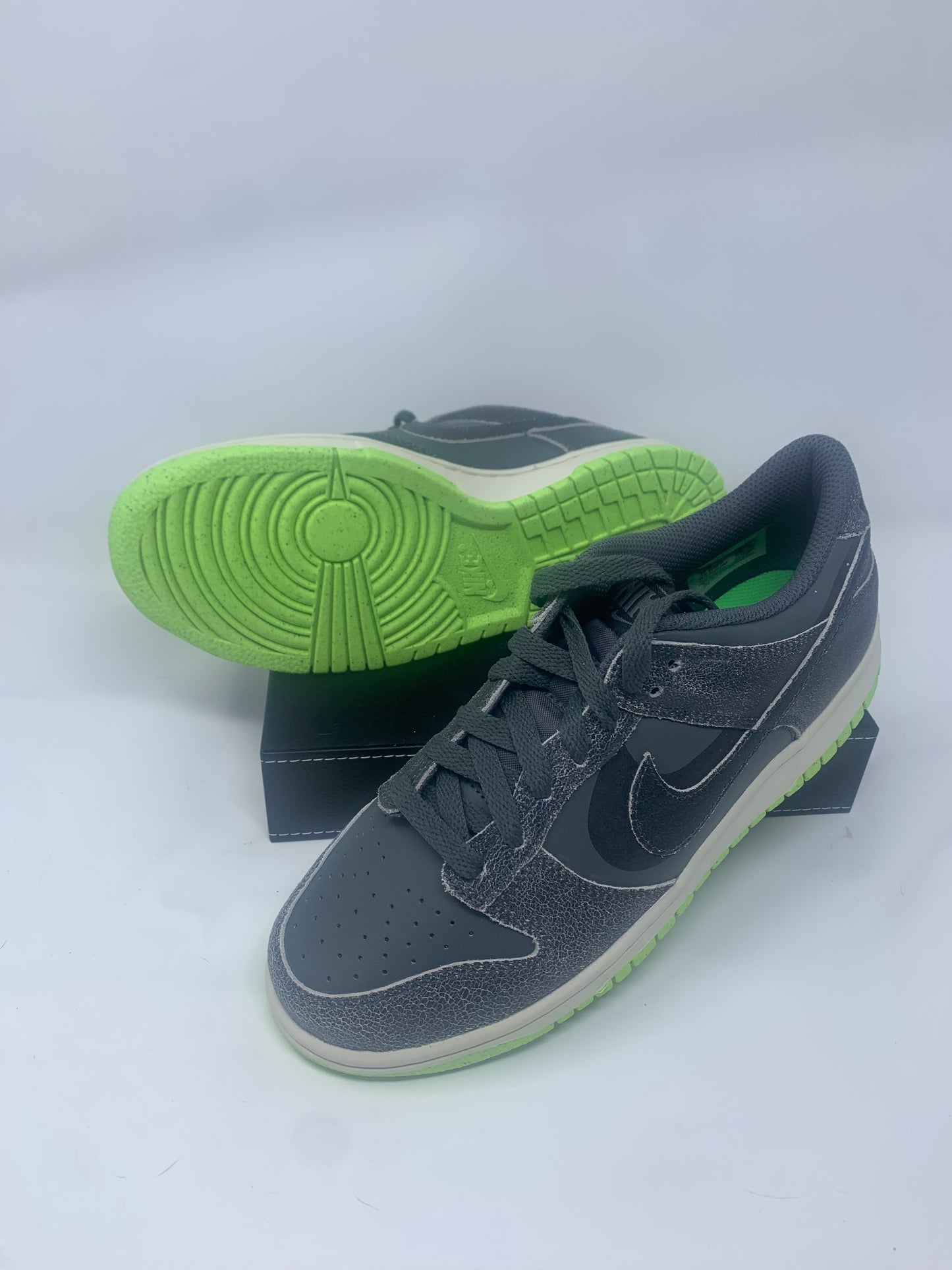 Dunk Low SE ‘Halloween - Cauldron’